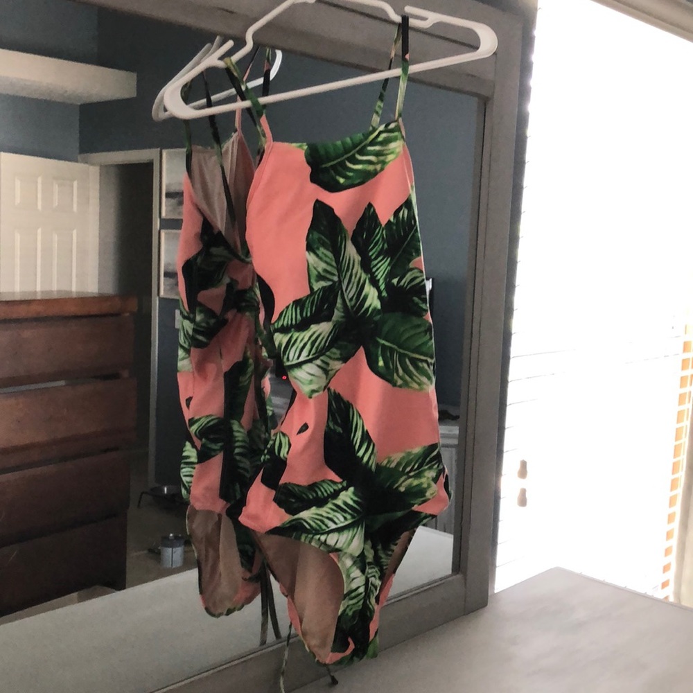 Albion Fit Waikiki One Piece Swimsuit